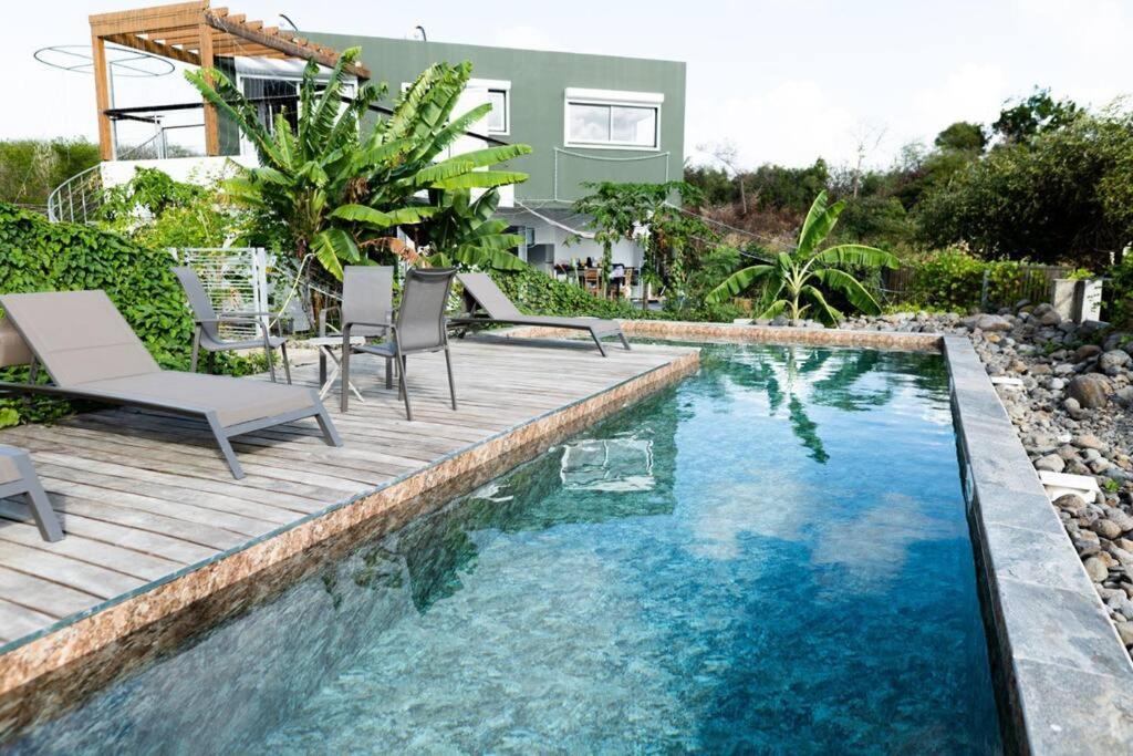 T2 Chaleureux & Piscine En Pleine Nature Petit-Canal エクステリア 写真
